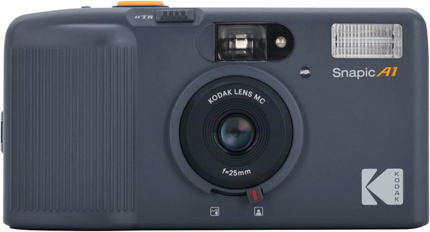 2026 필름 카메라 가이드: 아날로그의 역습, 지금 당장 소유해야 할 리스트 Kodak Snapic A1 정면 이미지
